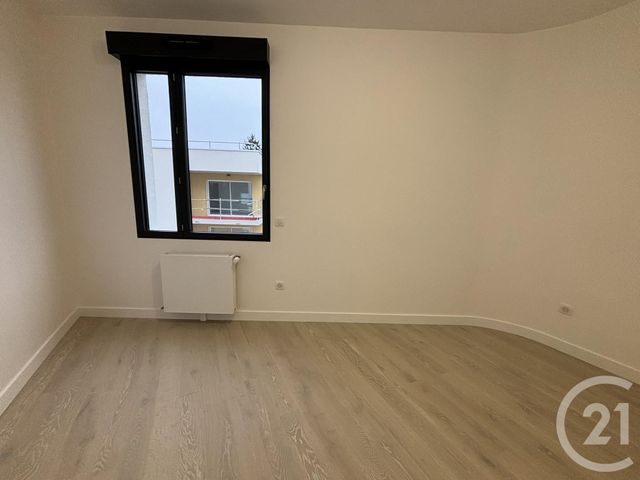 Appartement F5 &agrave; louer - 5 pi&egrave;ces - 122,57 m2 - Chartres - 28 - CENTRE