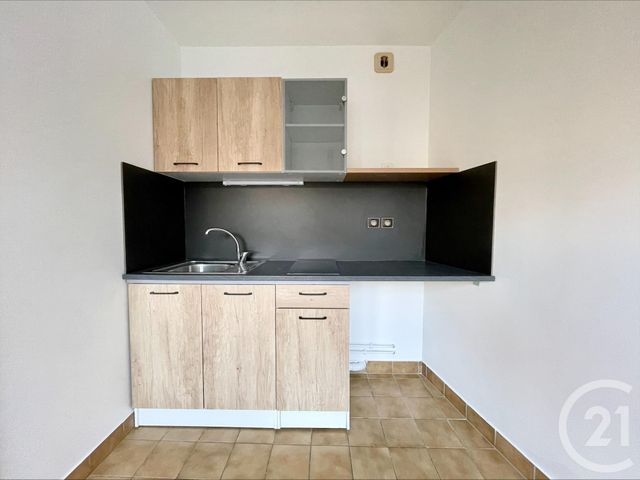Appartement F1 &agrave; louer - 1 pi&egrave;ce - 29,12 m2 - Chartres - 28 - CENTRE