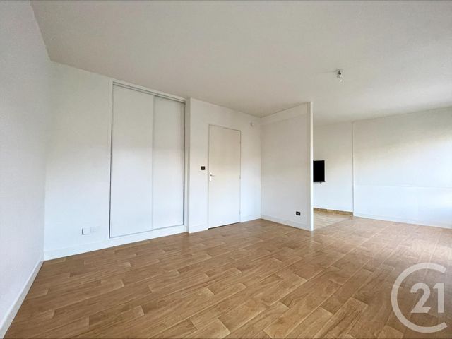 Appartement F1 &agrave; louer - 1 pi&egrave;ce - 29,12 m2 - Chartres - 28 - CENTRE