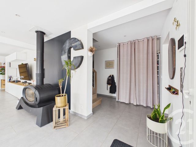 Maison &agrave; vendre - 5 pi&egrave;ces - 198,20 m2 - Prunay Le Gillon - 28 - CENTRE