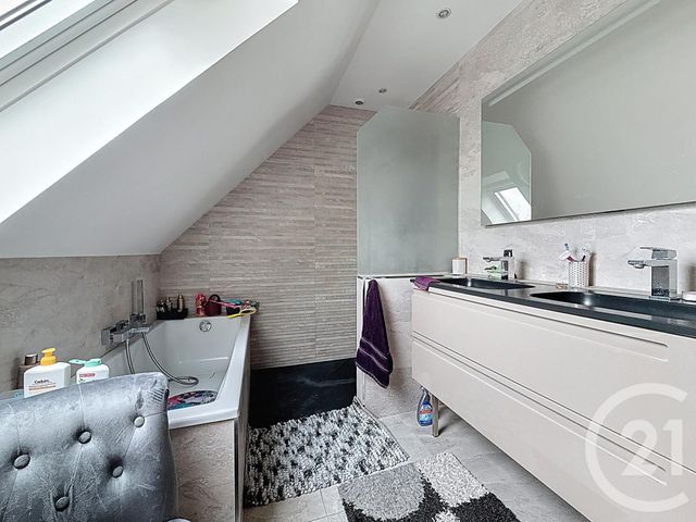 Maison &agrave; vendre - 6 pi&egrave;ces - 155,70 m2 - Chartres - 28 - CENTRE