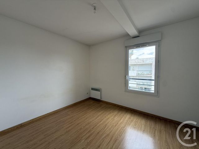 Appartement F3 &agrave; louer - 3 pi&egrave;ces - 68,80 m2 - Chartres - 28 - CENTRE