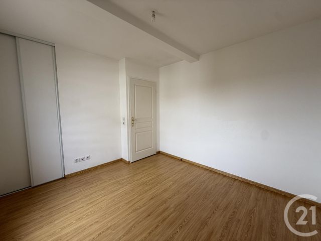 Appartement F3 &agrave; louer - 3 pi&egrave;ces - 68,80 m2 - Chartres - 28 - CENTRE