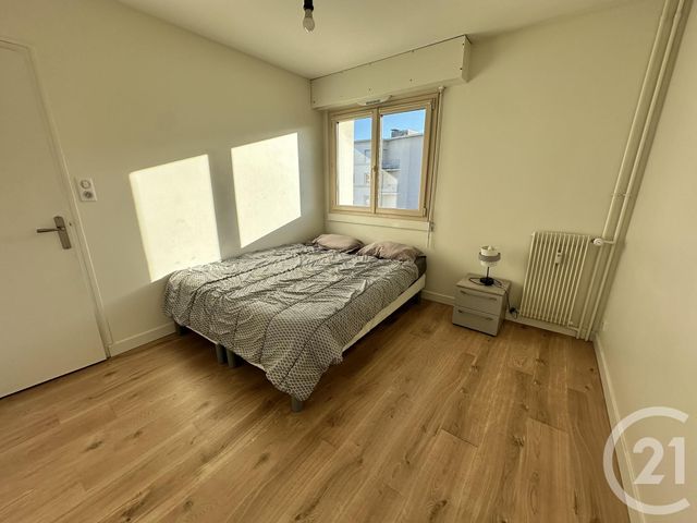 Appartement F2 &agrave; louer - 2 pi&egrave;ces - 46,28 m2 - Chartres - 28 - CENTRE