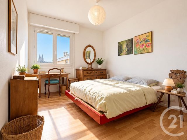 Appartement F4 &agrave; vendre - 4 pi&egrave;ces - 87,01 m2 - Chartres - 28 - CENTRE