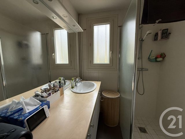 Maison &agrave; louer - 4 pi&egrave;ces - 77,79 m2 - Chartres - 28 - CENTRE