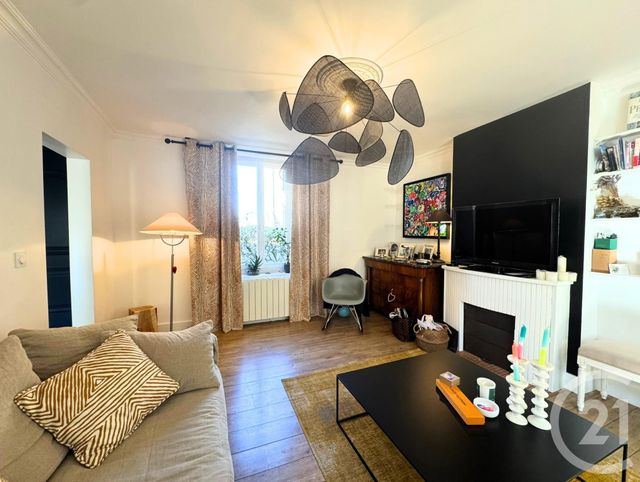 Maison &agrave; louer - 5 pi&egrave;ces - 106,89 m2 - Chartres - 28 - CENTRE