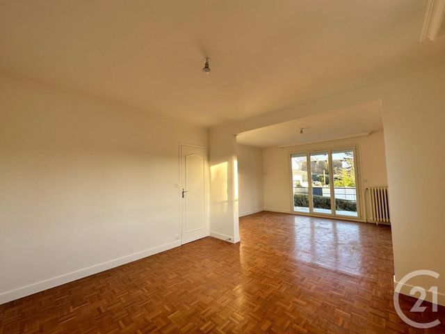 Maison &agrave; louer - 4 pi&egrave;ces - 90,85 m2 - Luisant - 28 - CENTRE