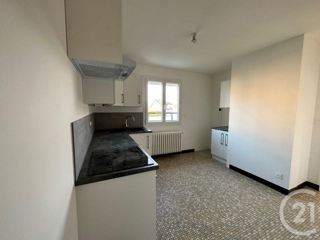 Maison &agrave; louer - 4 pi&egrave;ces - 90,85 m2 - Luisant - 28 - CENTRE