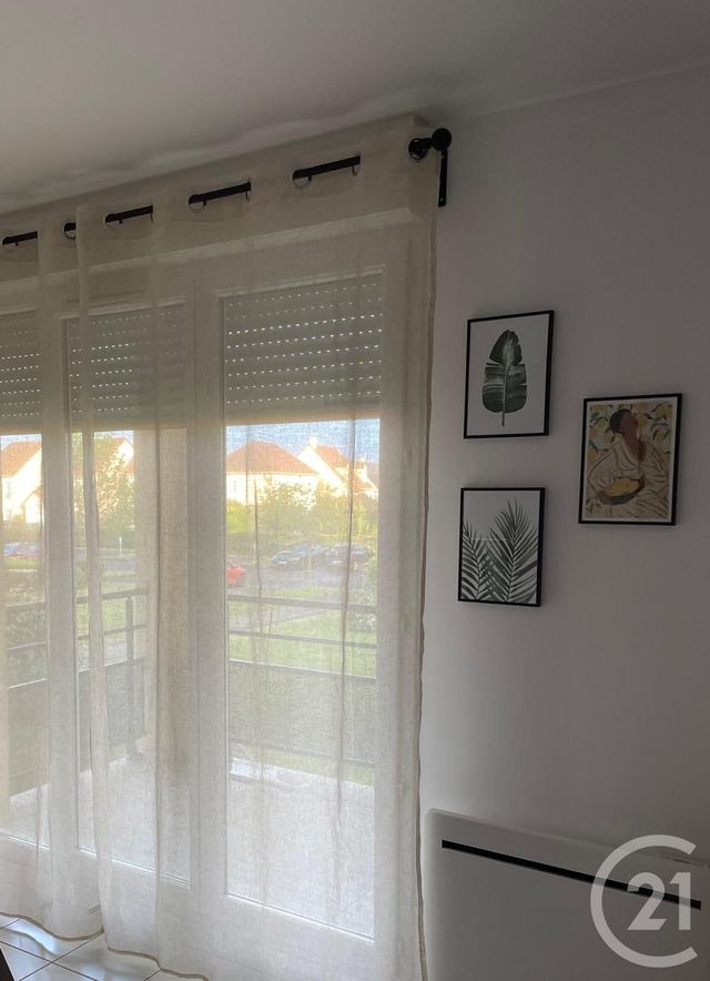 Appartement F3 &agrave; louer - 3 pi&egrave;ces - 63,10 m2 - Leves - 28 - CENTRE