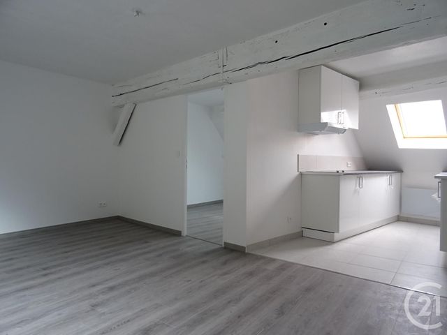 Appartement F3 &agrave; louer - 3 pi&egrave;ces - 63,48 m2 - Chartres - 28 - CENTRE