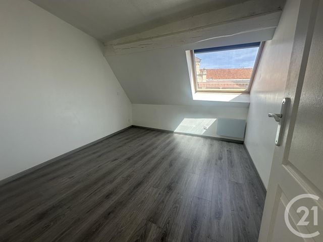 Appartement F3 &agrave; louer - 3 pi&egrave;ces - 63,48 m2 - Chartres - 28 - CENTRE