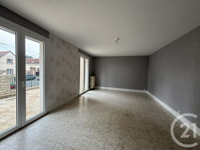 Maison &agrave; louer - 4 pi&egrave;ces - 92,76 m2 - Chartres - 28 - CENTRE