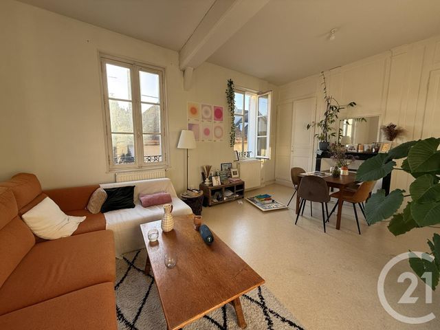 Appartement F2 &agrave; louer - 2 pi&egrave;ces - 69,02 m2 - Chartres - 28 - CENTRE
