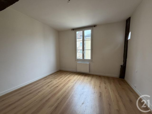 Appartement F5 &agrave; louer - 5 pi&egrave;ces - 108 m2 - Chartres - 28 - CENTRE