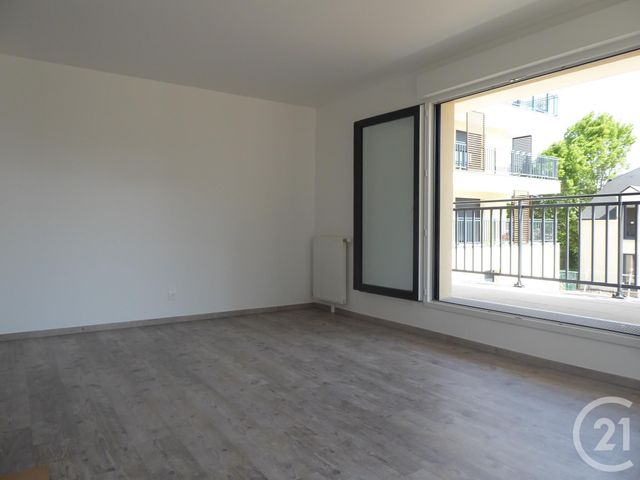 Appartement F4 &agrave; louer - 4 pi&egrave;ces - 85,75 m2 - Chartres - 28 - CENTRE