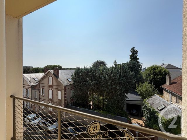 Appartement F2 &agrave; louer - 2 pi&egrave;ces - 43,85 m2 - Chartres - 28 - CENTRE