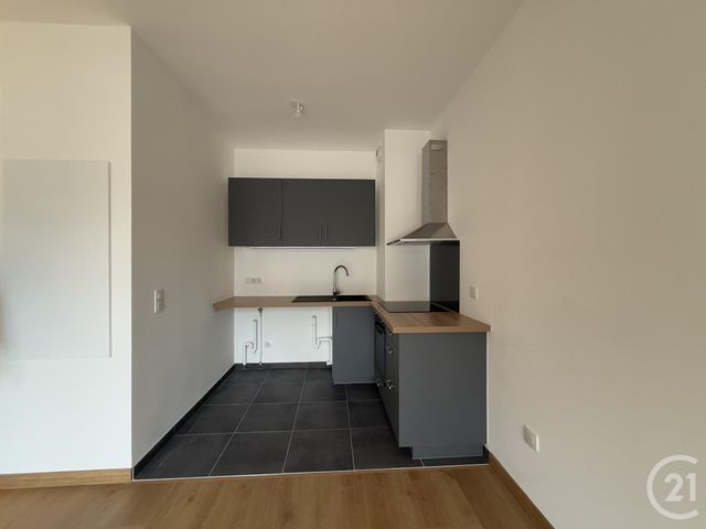 Appartement F2 &agrave; louer - 2 pi&egrave;ces - 38,21 m2 - Chartres - 28 - CENTRE