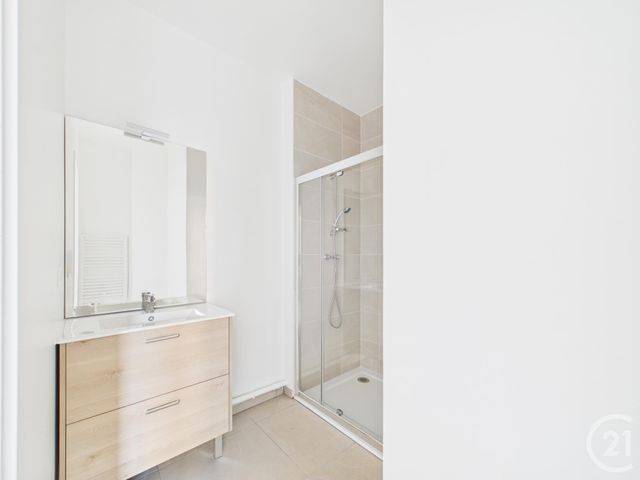 Appartement T3 &agrave; vendre - 3 pi&egrave;ces - 65,88 m2 - Chartres - 28 - CENTRE