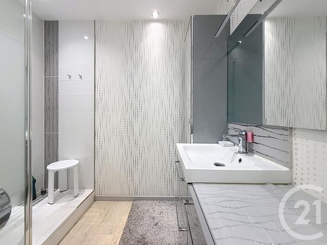 Appartement F5 &agrave; vendre - 5 pi&egrave;ces - 102 m2 - Chartres - 28 - CENTRE