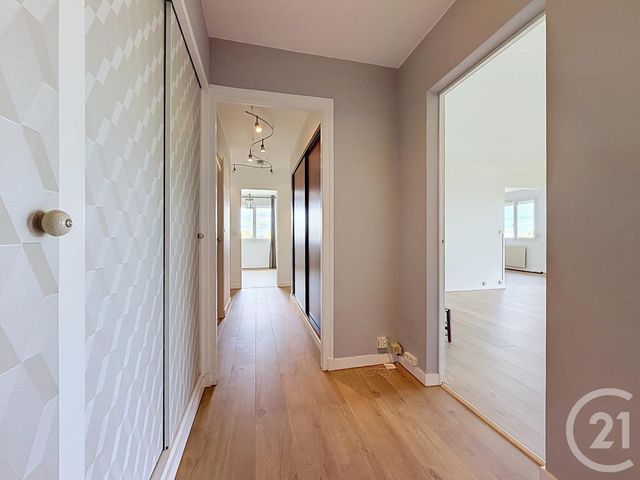 Appartement F5 &agrave; vendre - 5 pi&egrave;ces - 102 m2 - Chartres - 28 - CENTRE