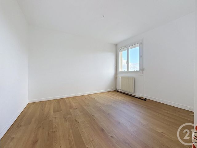 Appartement F5 &agrave; vendre - 5 pi&egrave;ces - 102 m2 - Chartres - 28 - CENTRE