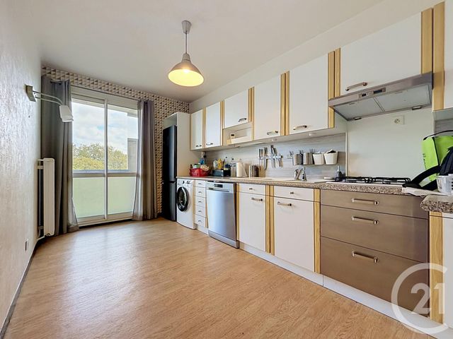 Appartement F5 &agrave; vendre - 5 pi&egrave;ces - 102 m2 - Chartres - 28 - CENTRE