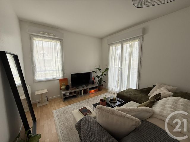 Appartement F2 &agrave; louer - 2 pi&egrave;ces - 42,93 m2 - Mainvilliers - 28 - CENTRE
