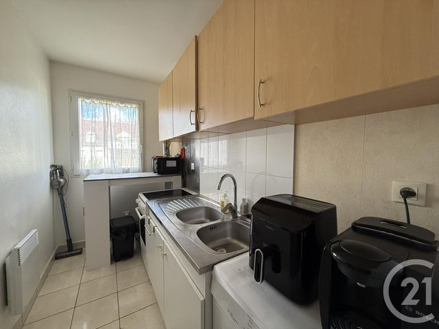 Appartement F2 &agrave; louer - 2 pi&egrave;ces - 42,93 m2 - Mainvilliers - 28 - CENTRE