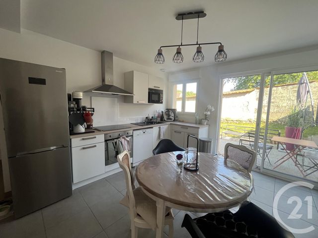 Maison &agrave; louer - 4 pi&egrave;ces - 89,97 m2 - Chartres - 28 - CENTRE