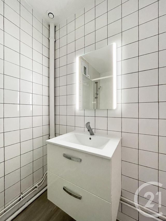 Appartement F2 &agrave; louer - 2 pi&egrave;ces - 51,65 m2 - Chartres - 28 - CENTRE