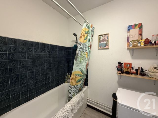 Appartement F2 &agrave; louer - 2 pi&egrave;ces - 44,34 m2 - Chartres - 28 - CENTRE