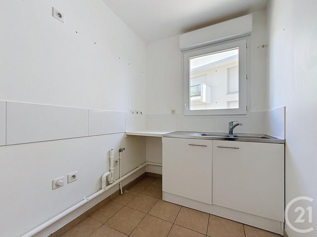 Appartement F3 &agrave; vendre - 3 pi&egrave;ces - 60,32 m2 - Chartres - 28 - CENTRE