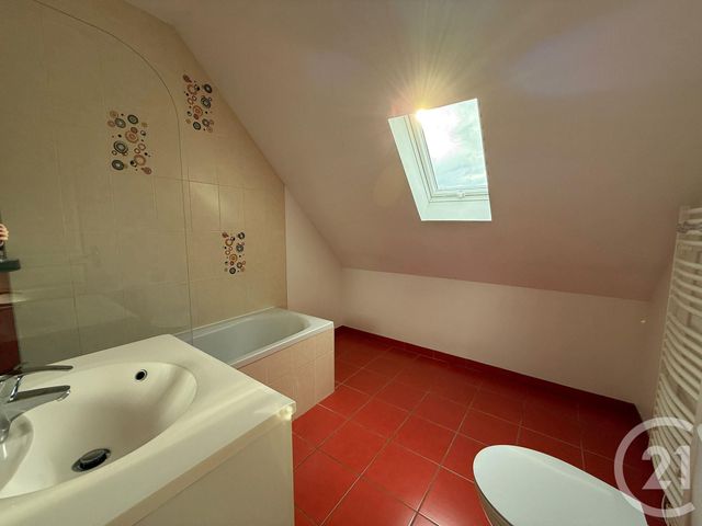 Maison &agrave; louer - 4 pi&egrave;ces - 78,08 m2 - Chartres - 28 - CENTRE