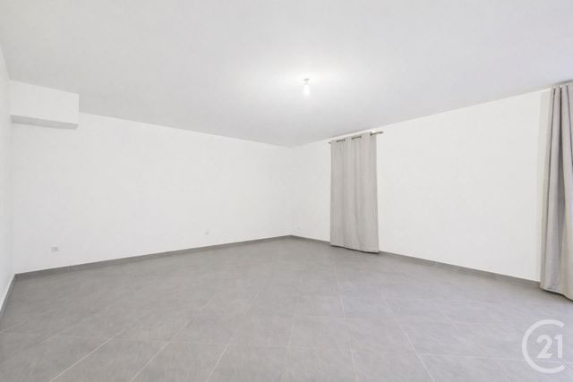 Maison &agrave; louer - 4 pi&egrave;ces - 78,08 m2 - Chartres - 28 - CENTRE