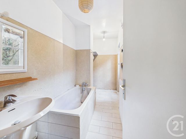 Appartement F4 &agrave; vendre - 4 pi&egrave;ces - 118,82 m2 - Chartres - 28 - CENTRE