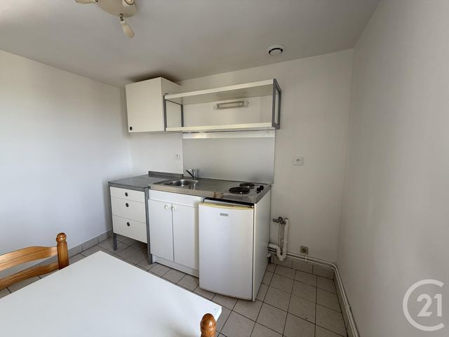 Appartement T1 &agrave; louer - 1 pi&egrave;ce - 20,70 m2 - Chartres - 28 - CENTRE