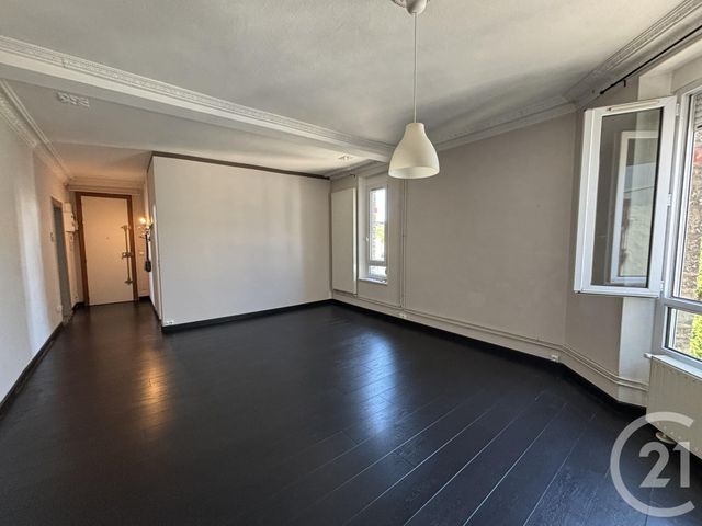 Appartement F3 &agrave; louer - 3 pi&egrave;ces - 77,65 m2 - Chartres - 28 - CENTRE