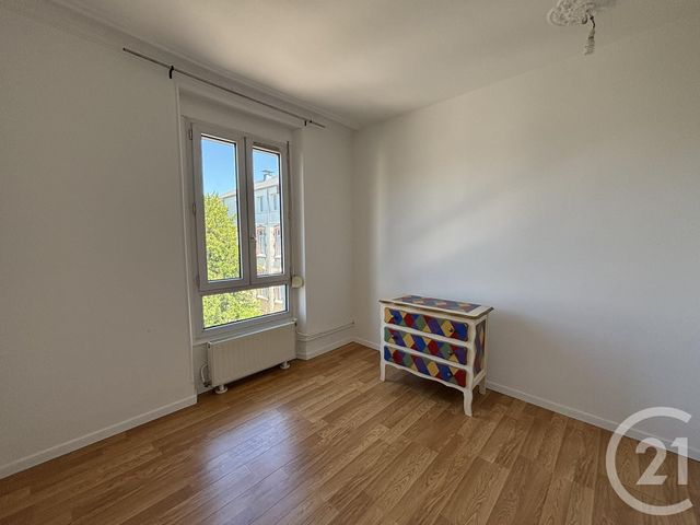 Appartement F3 &agrave; louer - 3 pi&egrave;ces - 77,65 m2 - Chartres - 28 - CENTRE