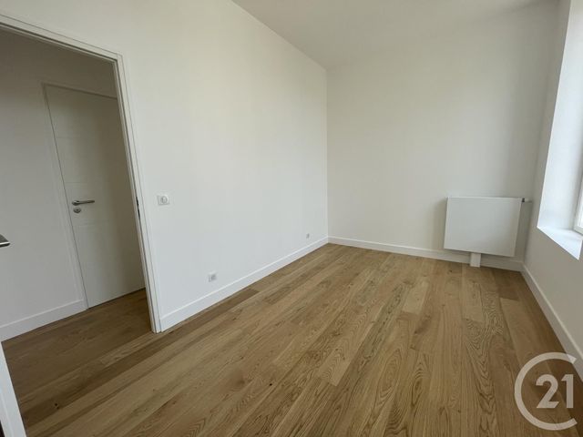 Appartement F5 &agrave; louer - 5 pi&egrave;ces - 107,22 m2 - Chartres - 28 - CENTRE