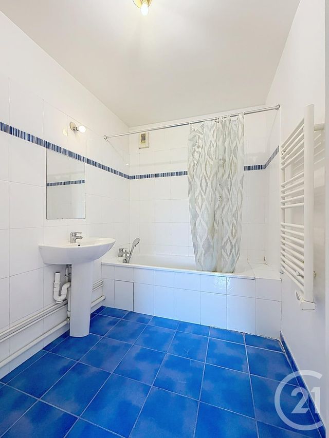 Appartement F3 &agrave; vendre - 3 pi&egrave;ces - 60 m2 - Chartres - 28 - CENTRE