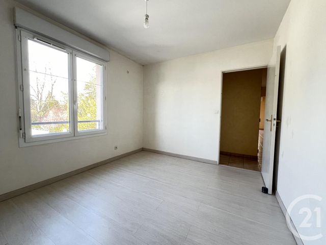 Appartement F2 &agrave; louer - 2 pi&egrave;ces - 56,13 m2 - Chartres - 28 - CENTRE