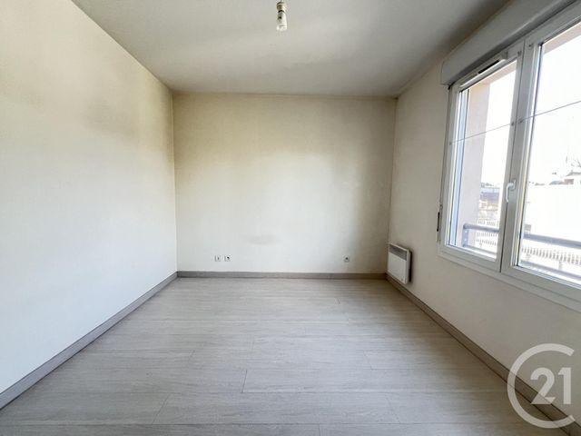 Appartement F2 &agrave; louer - 2 pi&egrave;ces - 56,13 m2 - Chartres - 28 - CENTRE