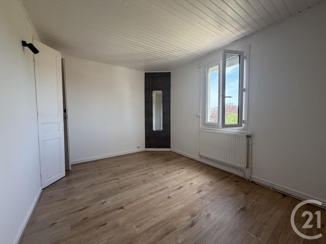 Appartement F2 &agrave; louer - 2 pi&egrave;ces - 37,65 m2 - Mainvilliers - 28 - CENTRE
