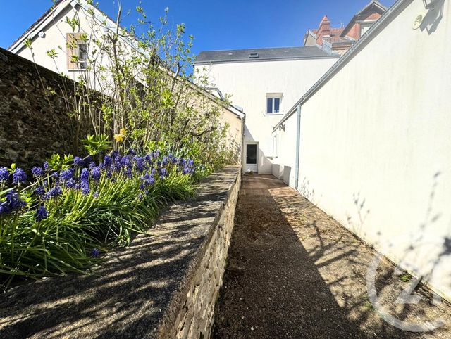 Maison &agrave; louer - 5 pi&egrave;ces - 106,89 m2 - Chartres - 28 - CENTRE