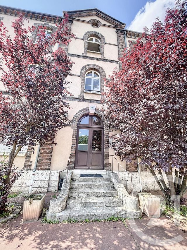 Appartement F1 &agrave; louer - 1 pi&egrave;ce - 23,82 m2 - Chartres - 28 - CENTRE