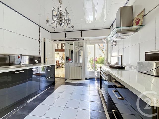 Maison &agrave; vendre - 12 pi&egrave;ces - 436,01 m2 - Chartres - 28 - CENTRE