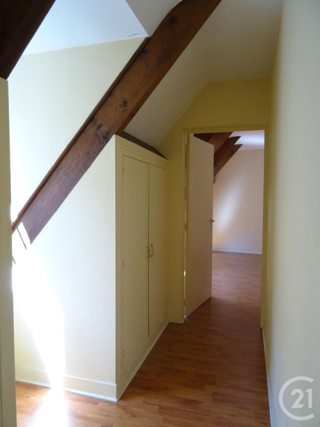 Appartement F1 &agrave; louer - 1 pi&egrave;ce - 25,55 m2 - Chartres - 28 - CENTRE