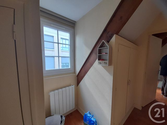 Appartement F1 &agrave; louer - 1 pi&egrave;ce - 25,55 m2 - Chartres - 28 - CENTRE