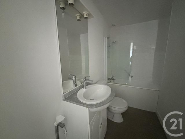 Appartement F2 &agrave; louer - 2 pi&egrave;ces - 37,33 m2 - Chartres - 28 - CENTRE